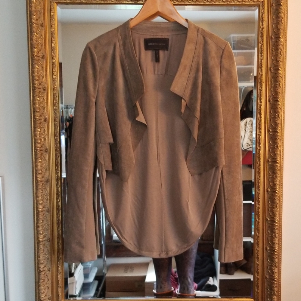 BCBG MaxAria, never worn, size S, cropped jacket